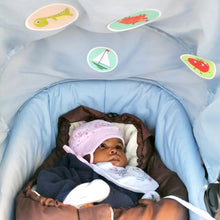 Lade das Bild in den Galerie-Viewer, Bunte Vögel - Textilaufkleber Set aus hochwertiger Acetatseide